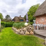 Reetdachhaus Kleine Krabbe Reetdachhaus Kleine Krabbe *