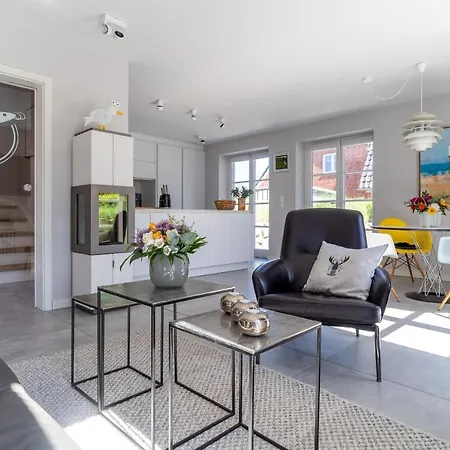 Reetdachhaus Kleine Krabbe Reetdachhaus Kleine Krabbe *